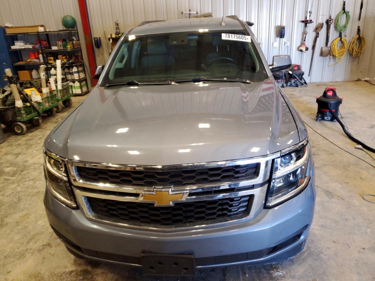 2016 CHEVROLET Suburban