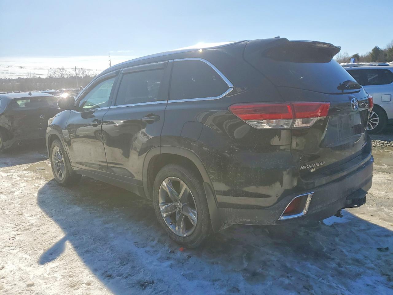 2018 TOYOTA HIGHLANDER