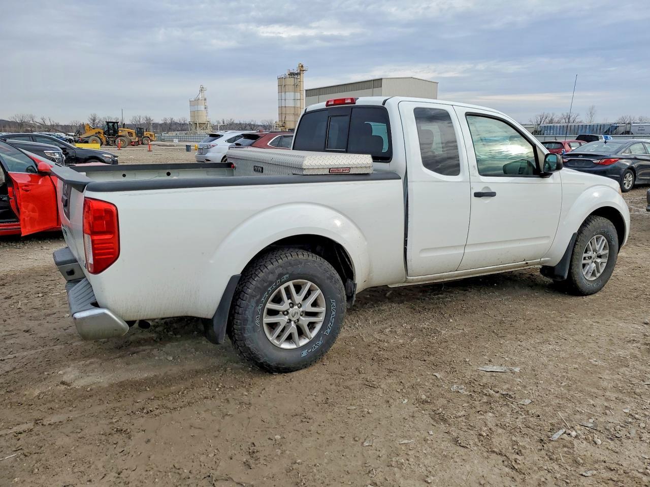 2015 NISSAN Frontier