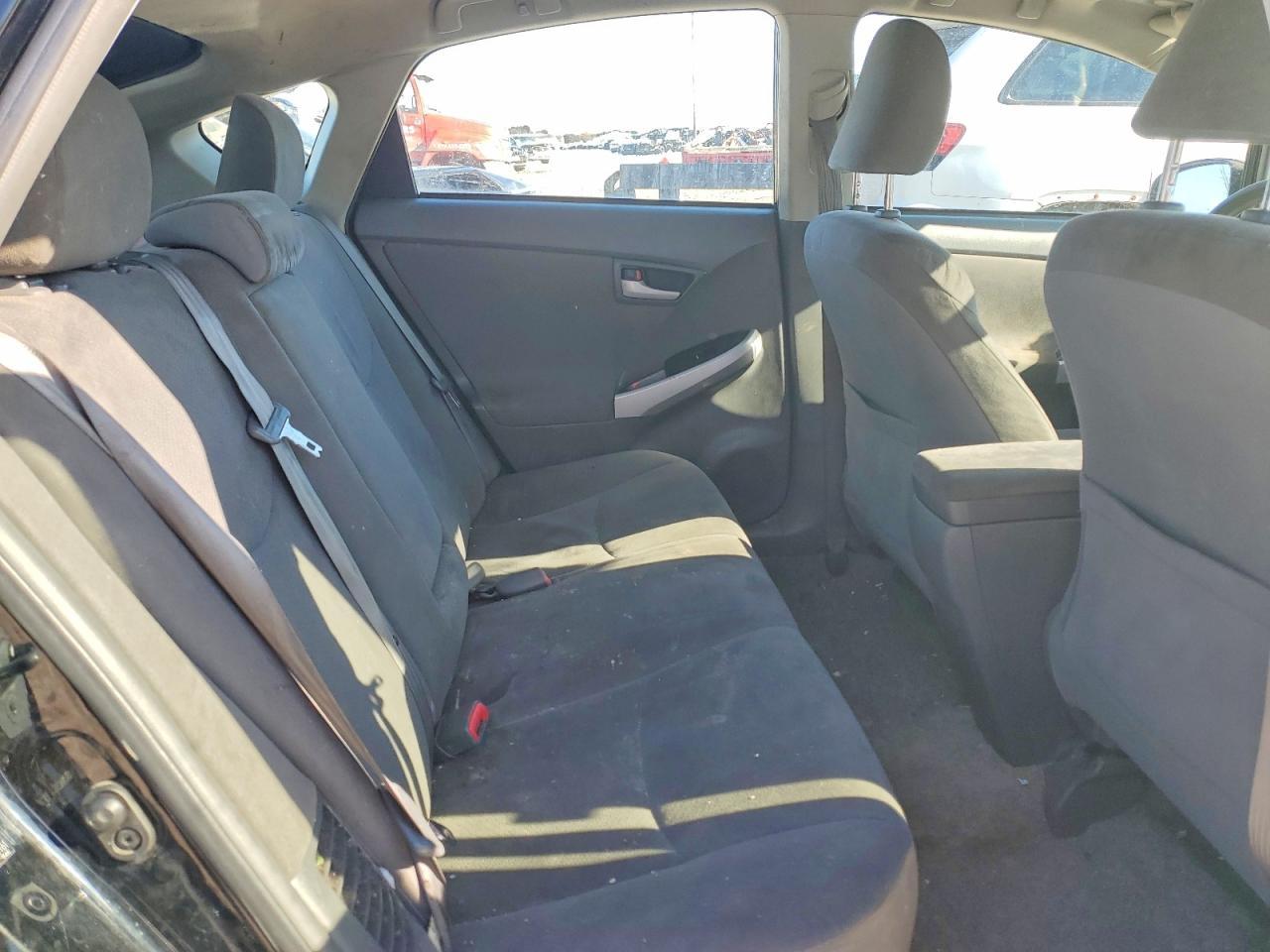 2011 TOYOTA PRIUS
