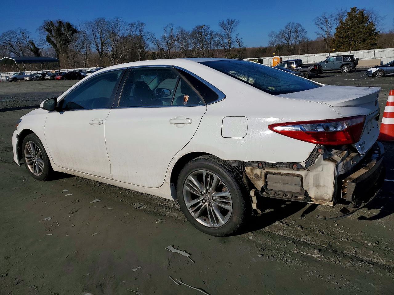2017 TOYOTA CAMRY