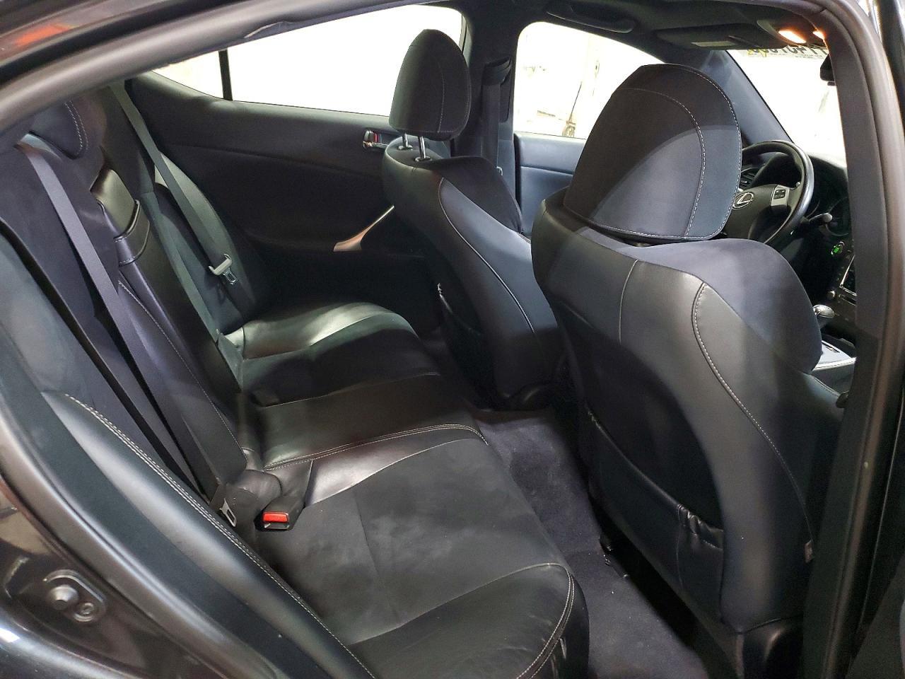 2011 LEXUS IS 250