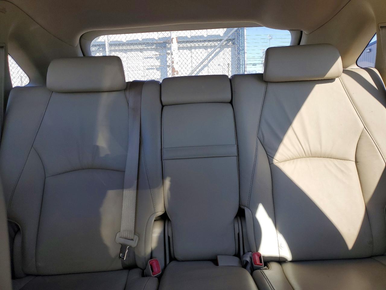 2005 LEXUS Rx 330