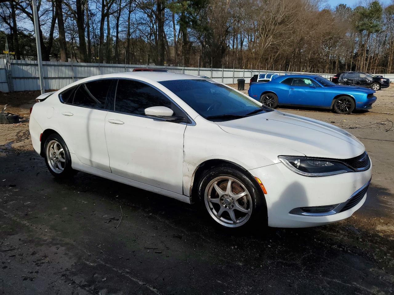 2015 CHRYSLER 200