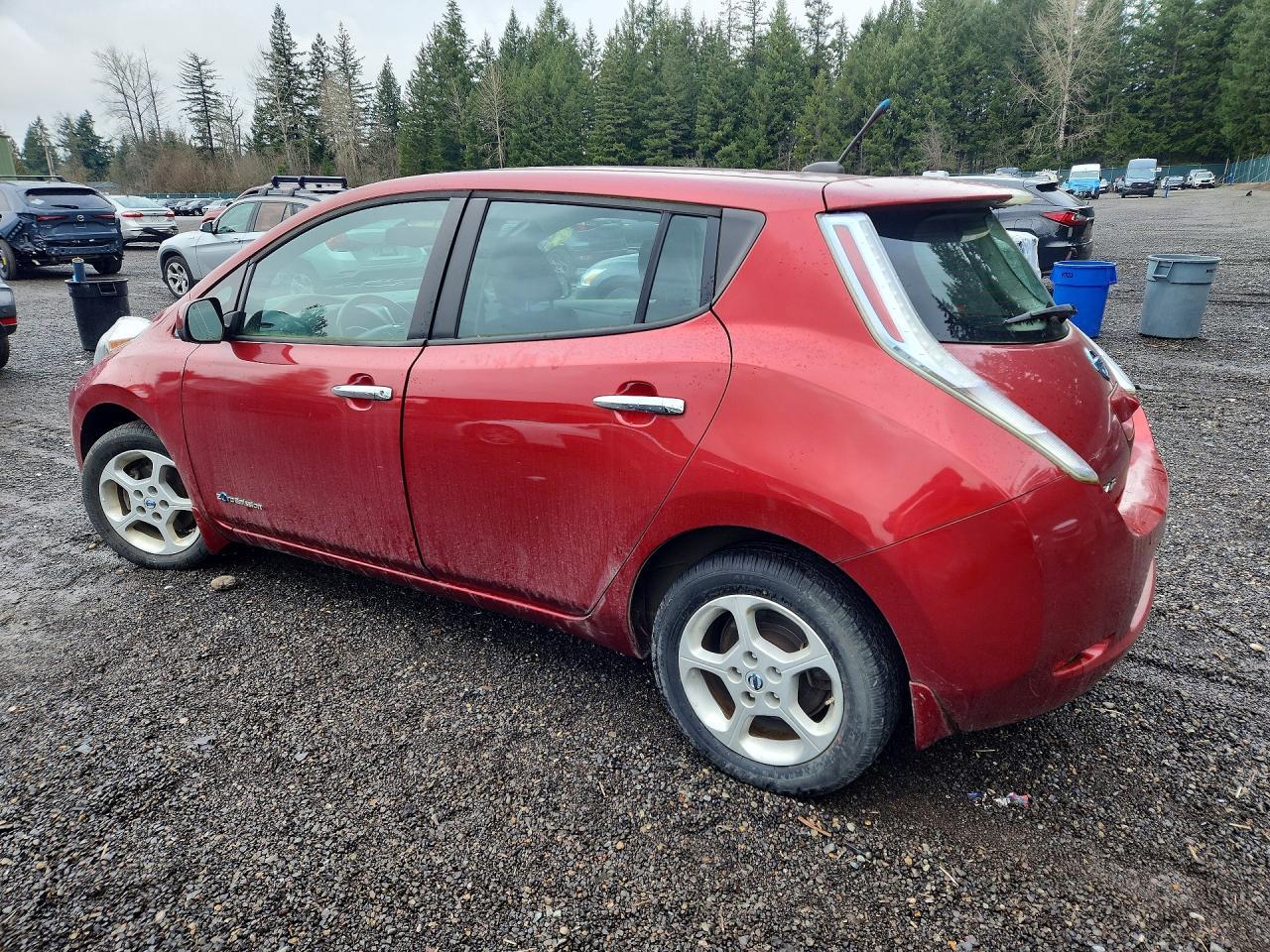 2013 NISSAN LEAF