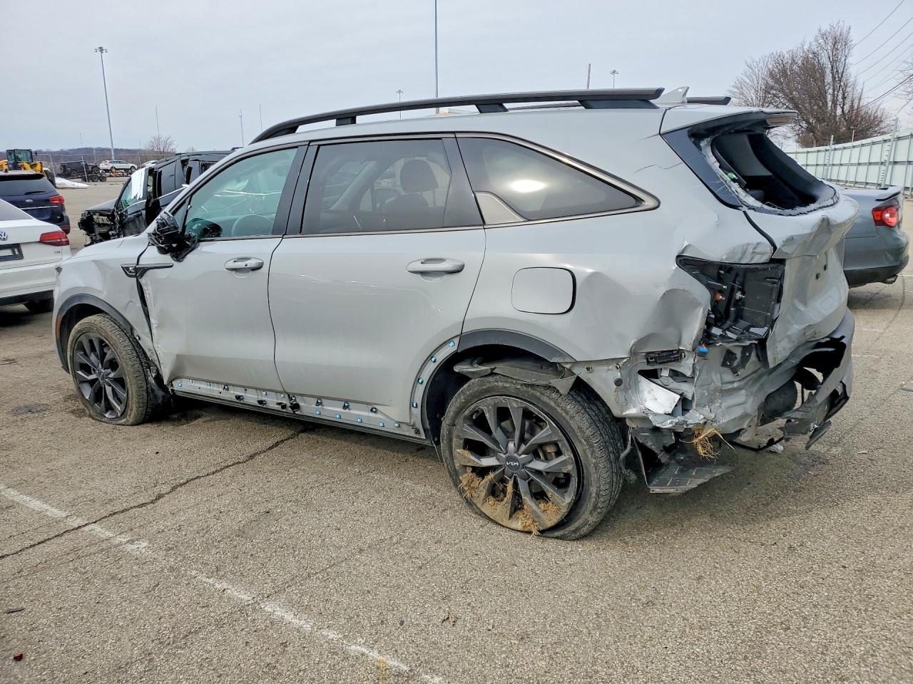 2023 KIA SORENTO