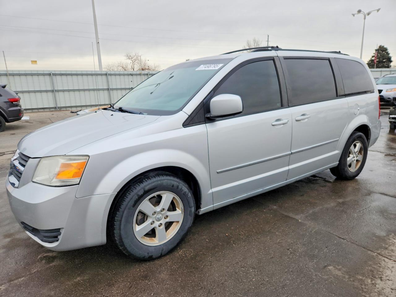 2010 DODGE GRAND CARAVAN