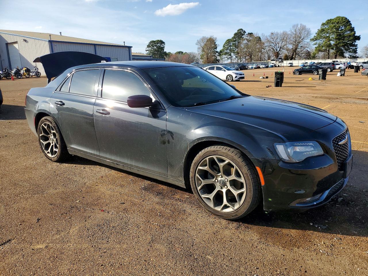 2018 CHRYSLER 300