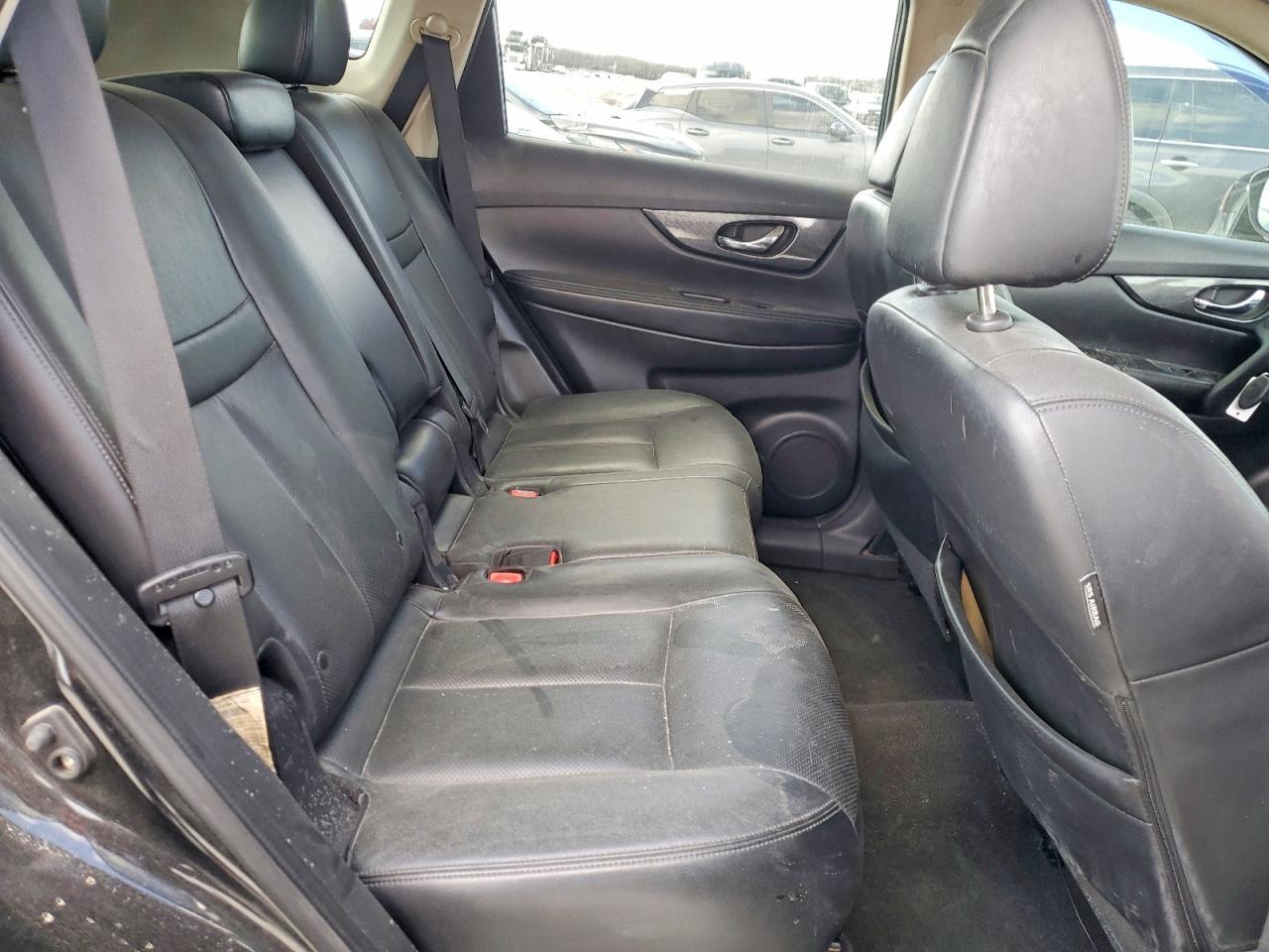 2014 NISSAN ROGUE
