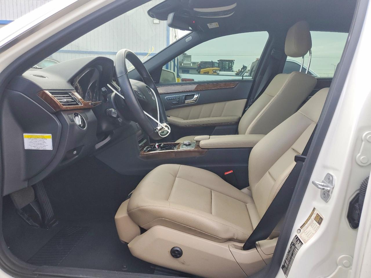 2011 MERCEDES-BENZ E-Class