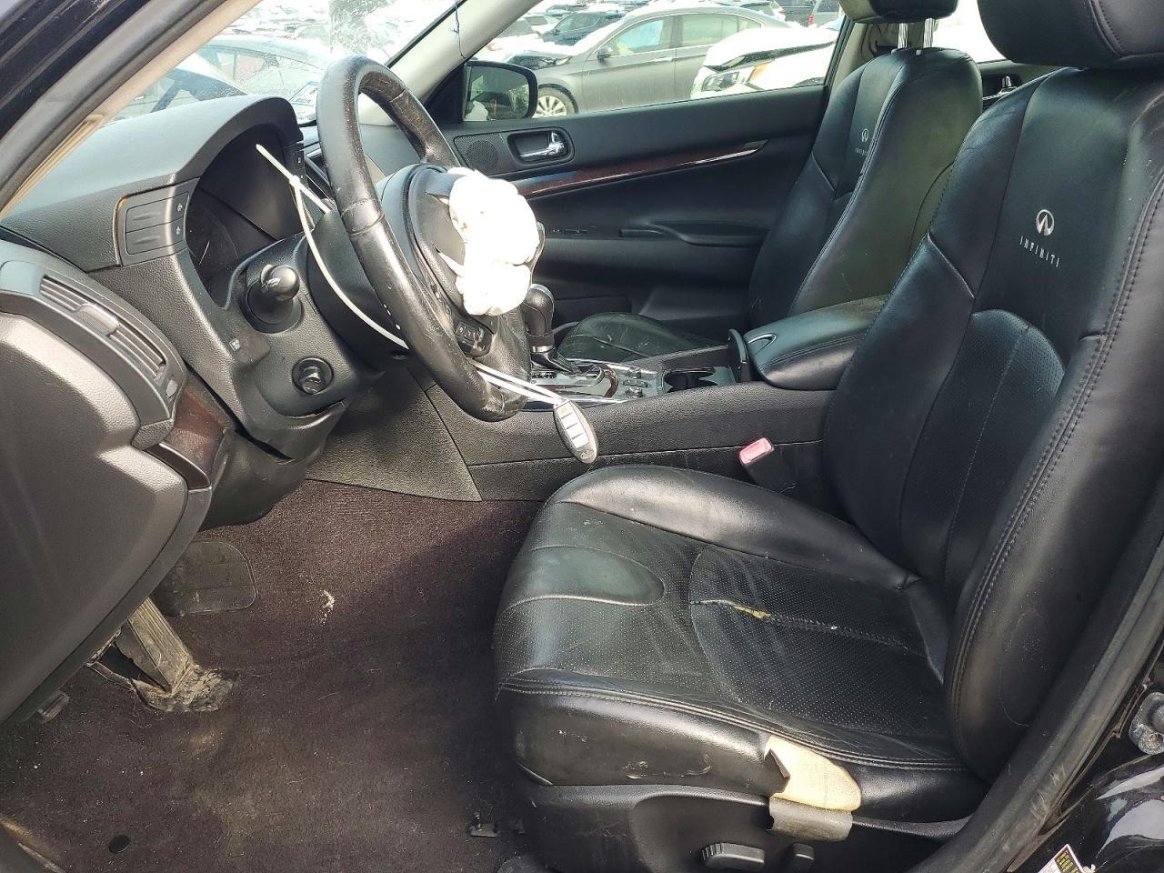 2012 INFINITI G37