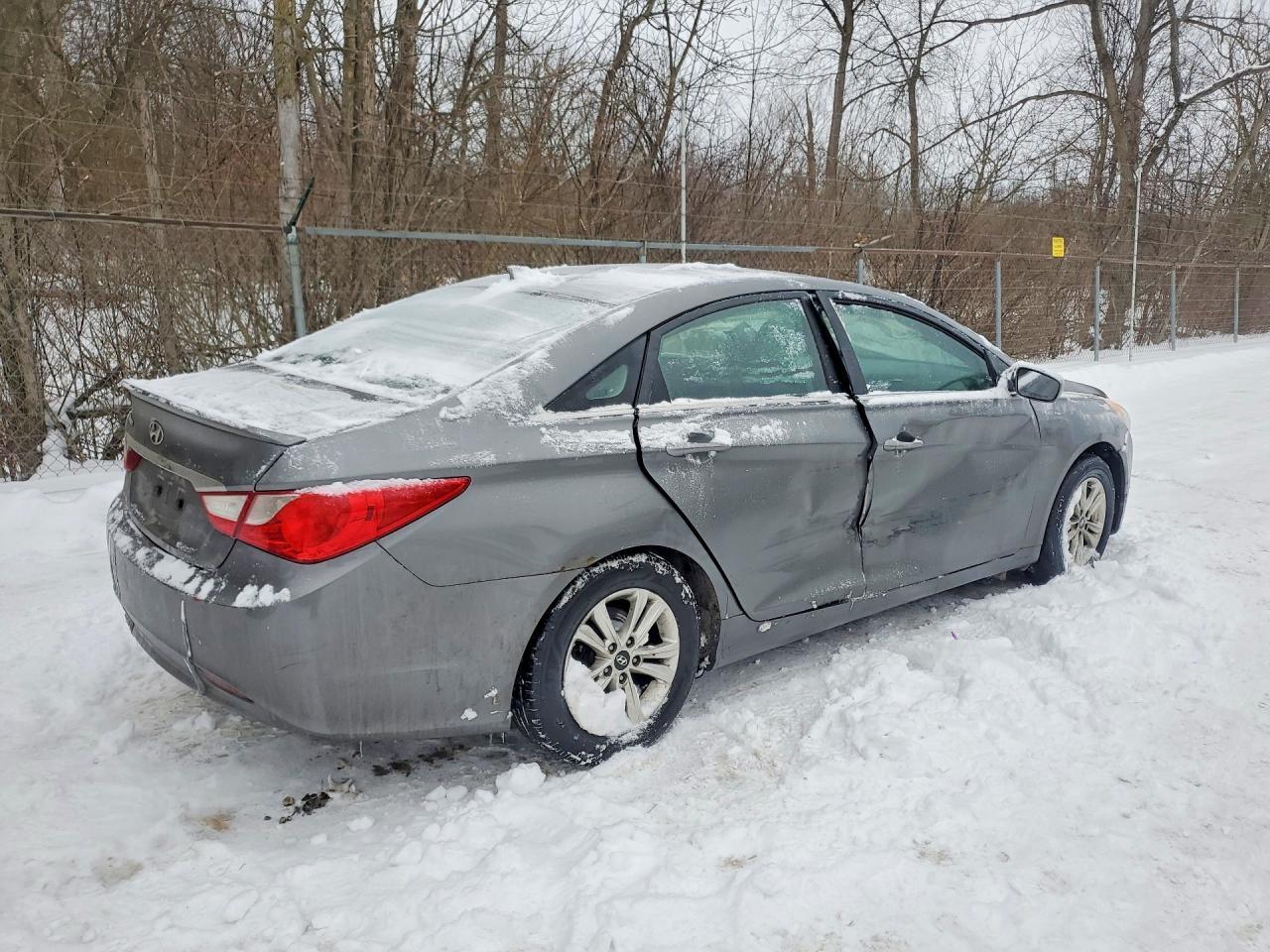 2013 HYUNDAI SONATA