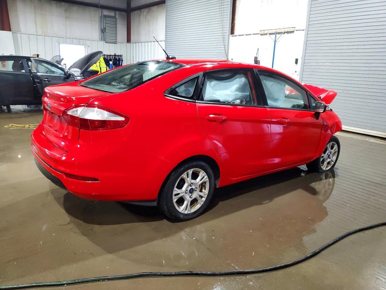 2015 FORD Fiesta