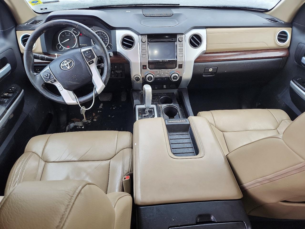2016 TOYOTA TUNDRA