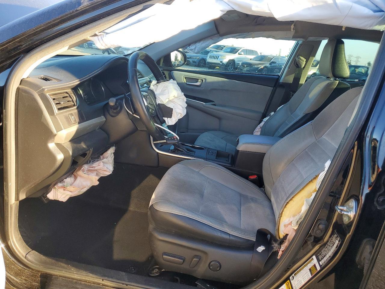 2015 TOYOTA CAMRY