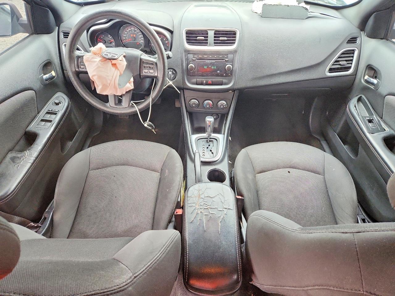 2013 DODGE Avenger