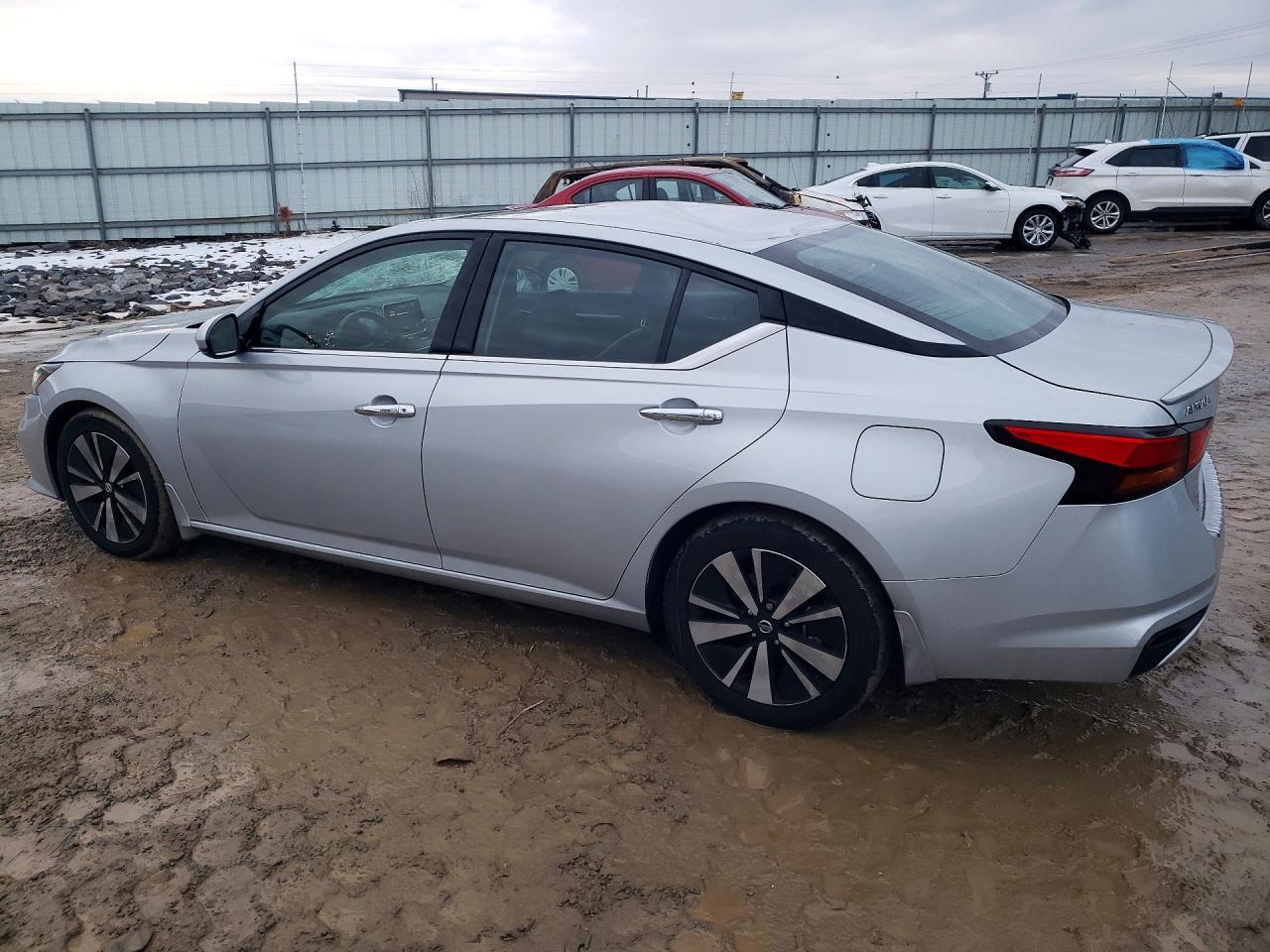 2022 NISSAN ALTIMA