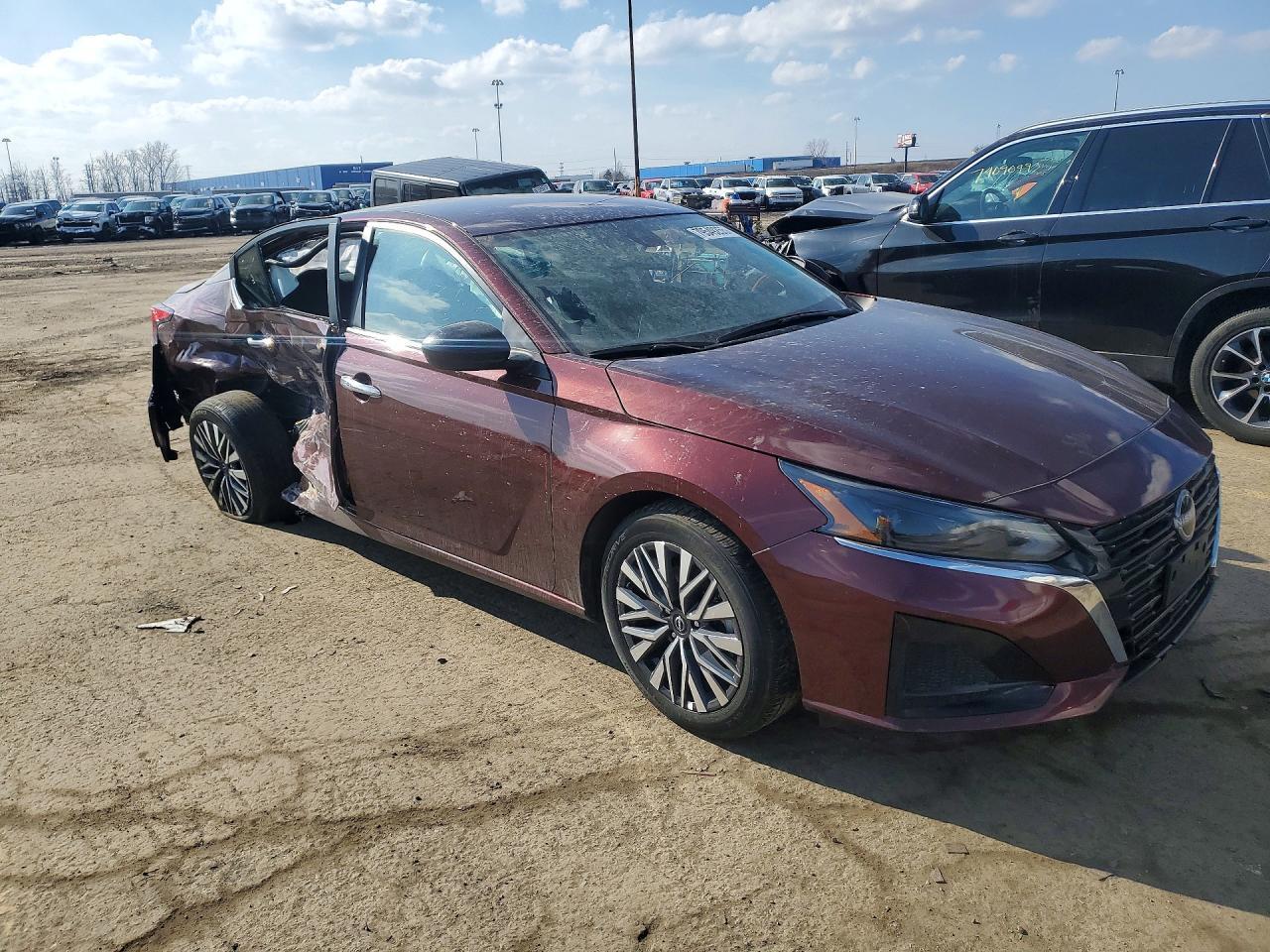 2025 NISSAN ALTIMA