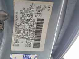 2004 TOYOTA SIENNA