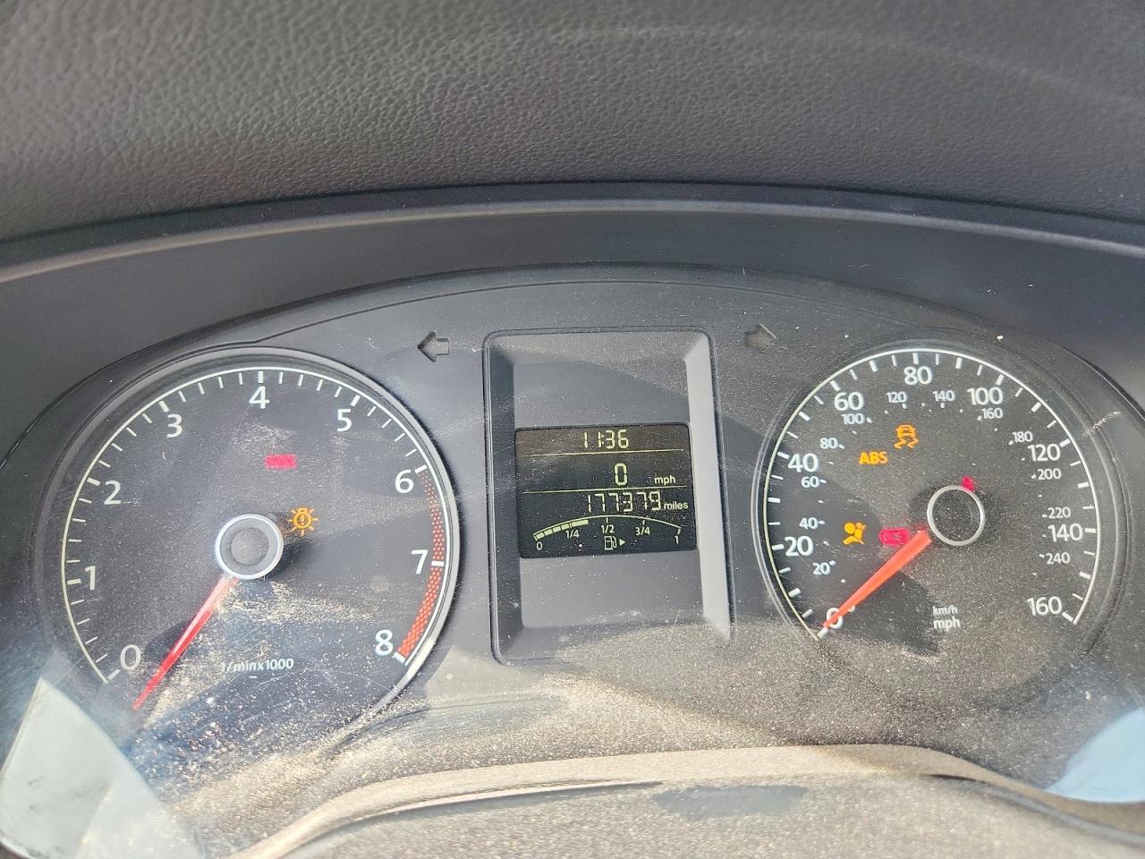 2013 VOLKSWAGEN JETTA
