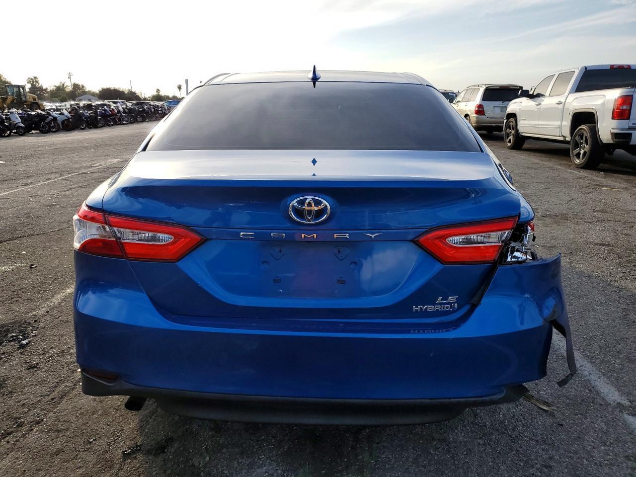 2020 TOYOTA CAMRY
