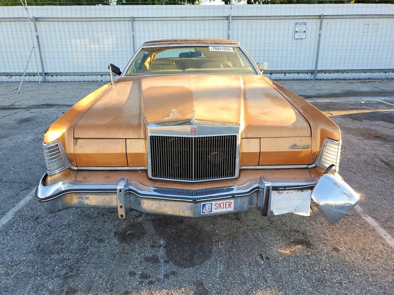 1975 LINCOLN Continental