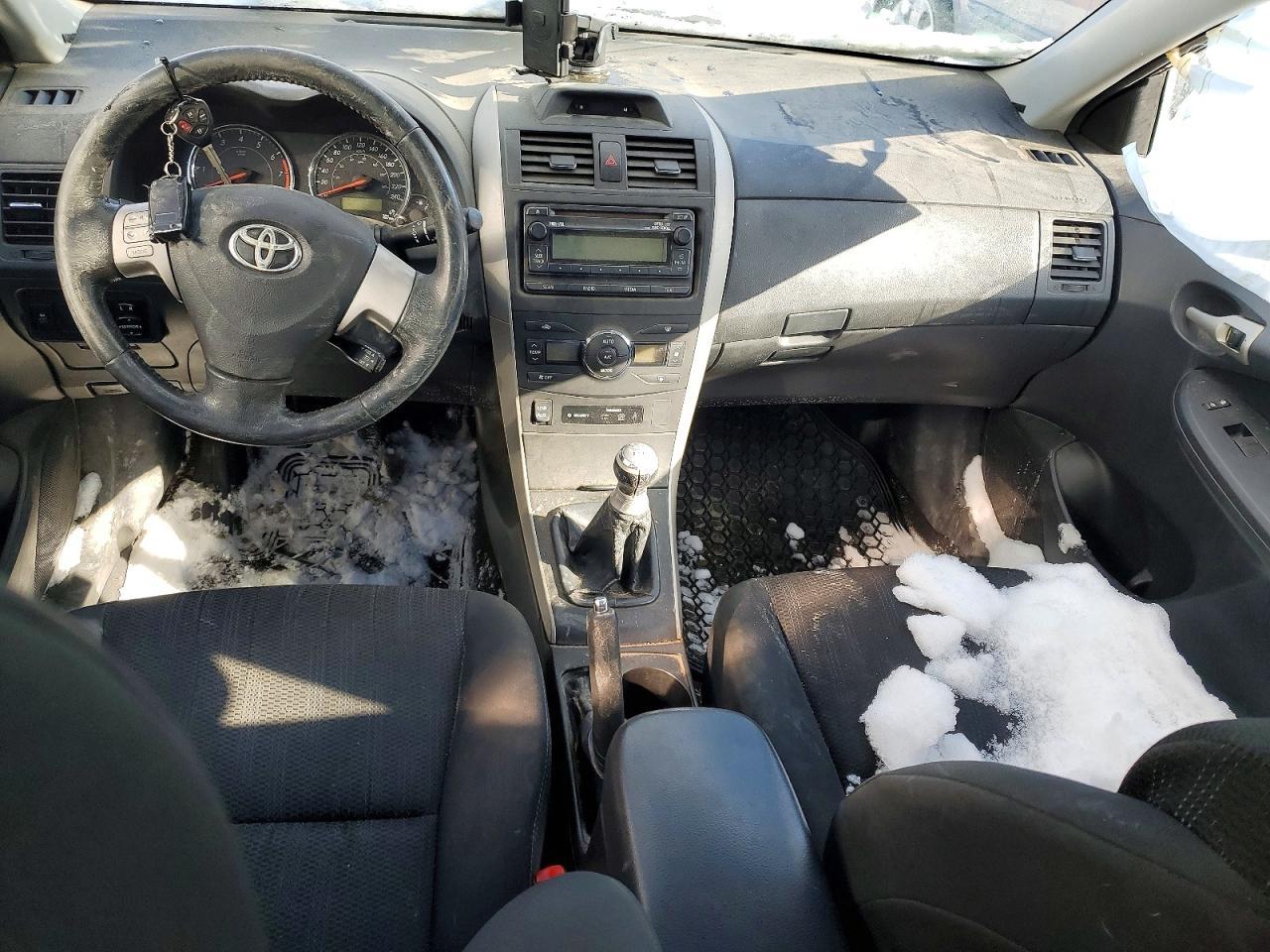 2012 TOYOTA COROLLA