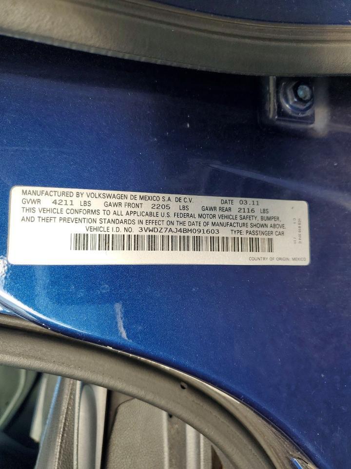 2011 VOLKSWAGEN JETTA