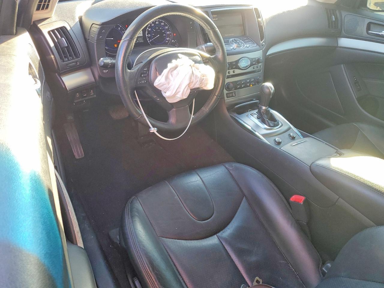 2012 INFINITI G37