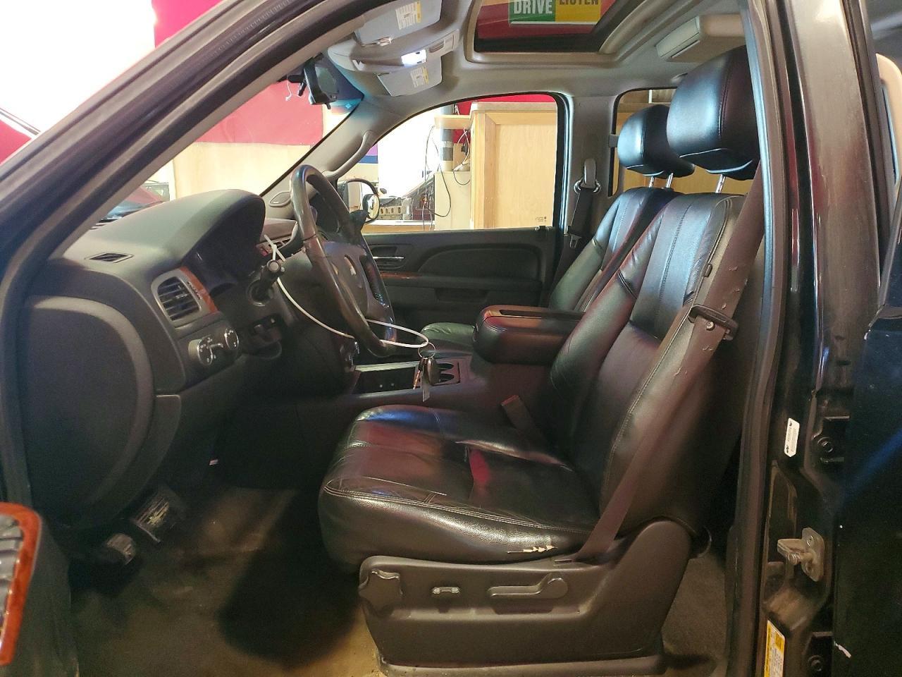 2012 CHEVROLET Suburban