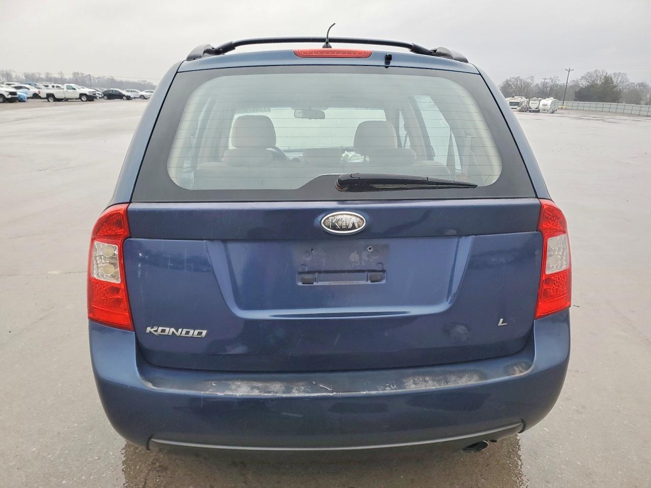 2007 KIA RONDO