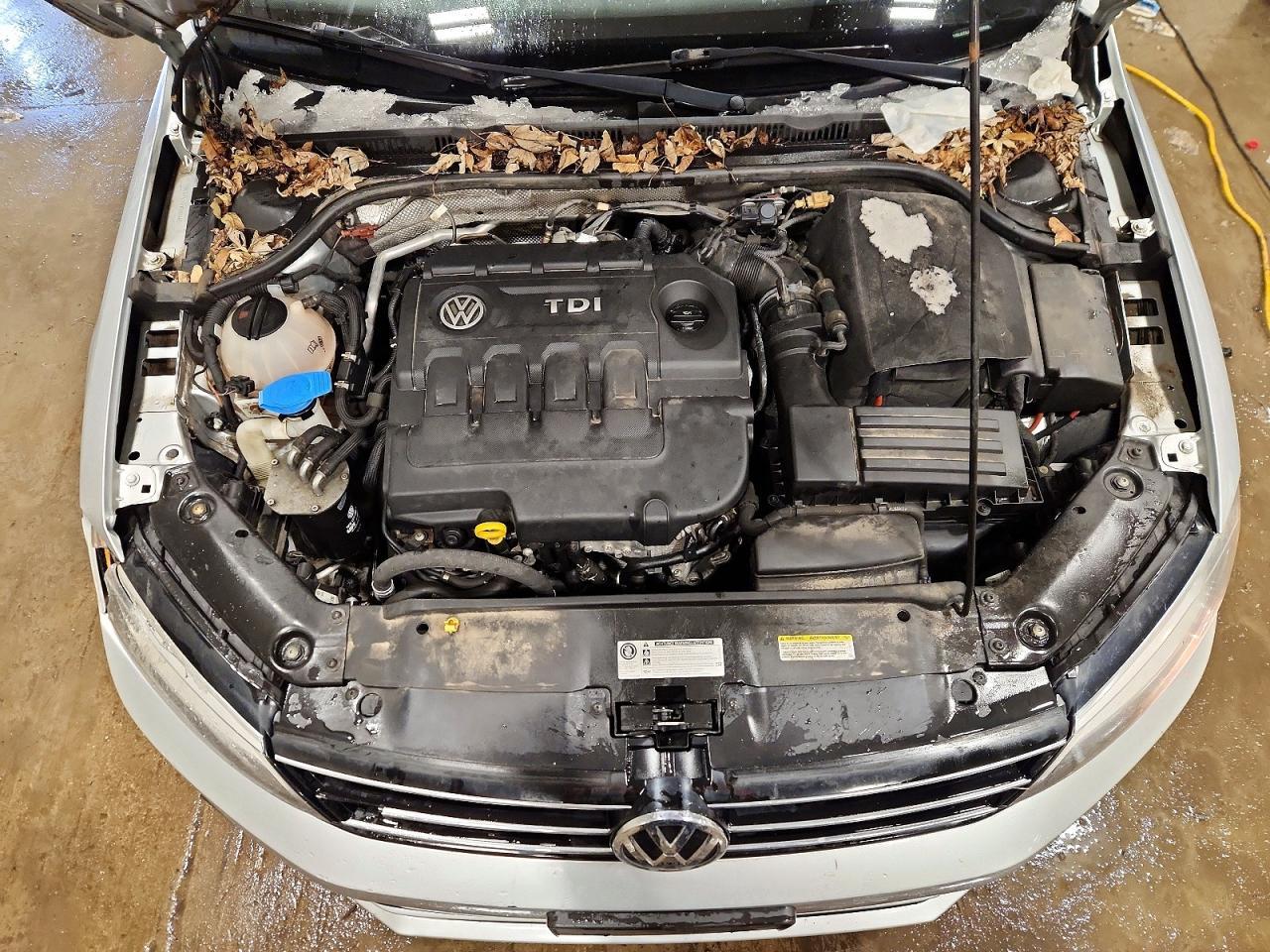 2015 VOLKSWAGEN JETTA