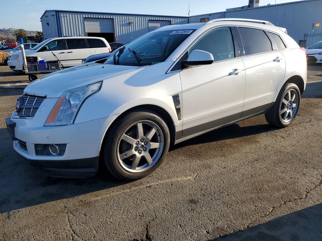 2011 CADILLAC SRX