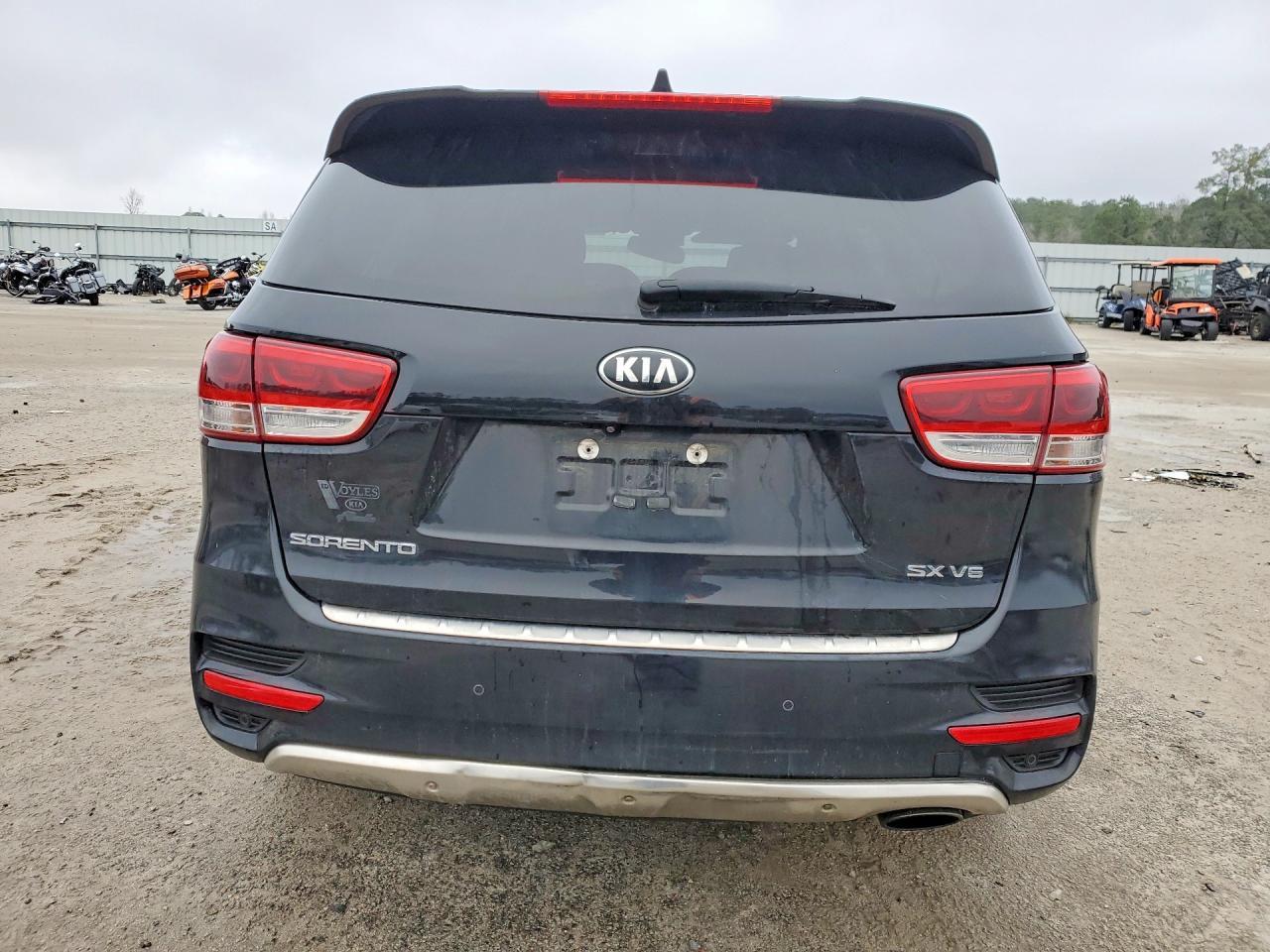2016 KIA SORENTO