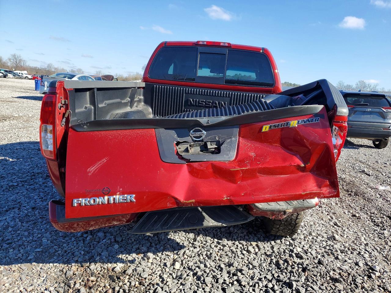 2014 NISSAN Frontier