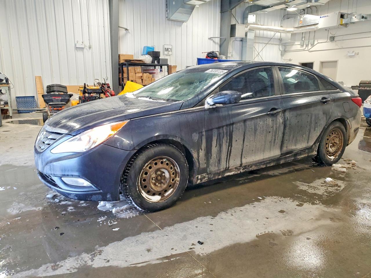 2013 HYUNDAI SONATA