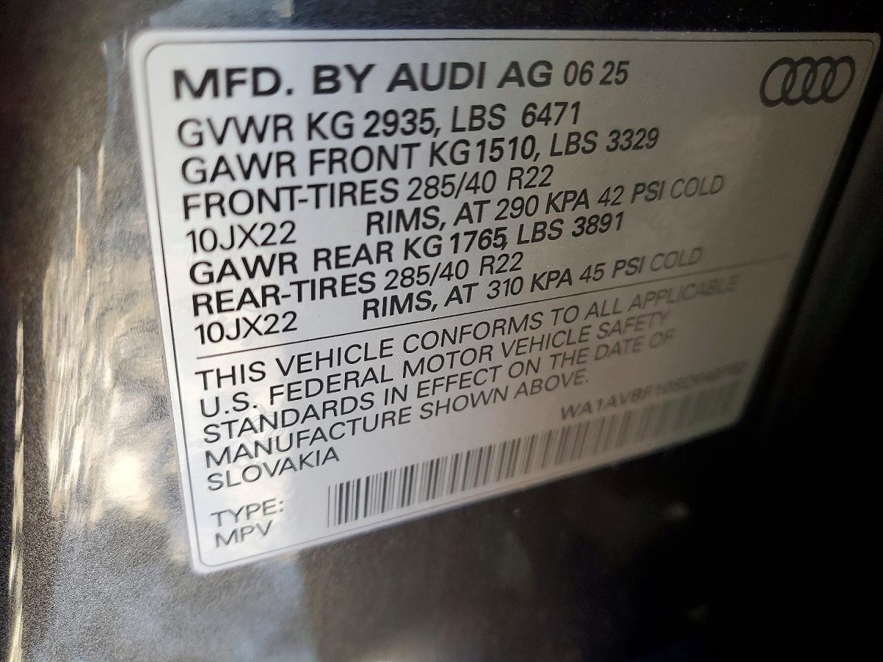 2025 AUDI Q8