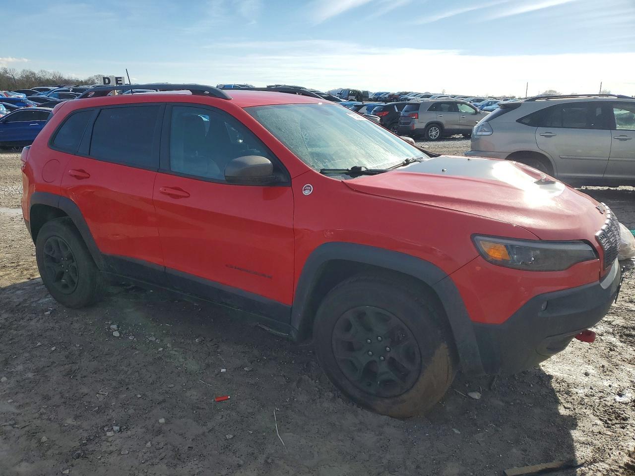 2019 JEEP CHEROKEE