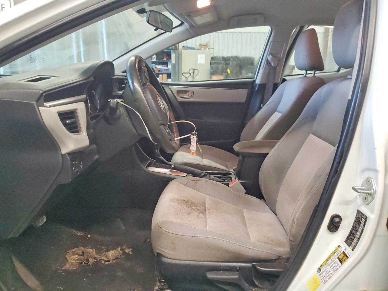 2015 TOYOTA COROLLA