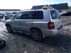 2004 TOYOTA HIGHLANDER