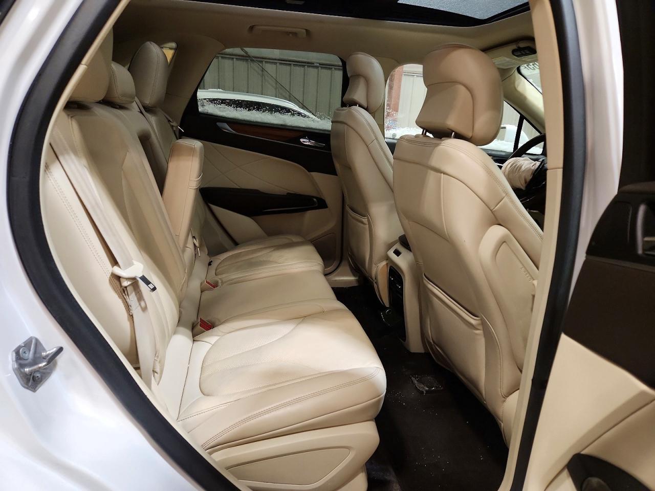 2016 LINCOLN MKC