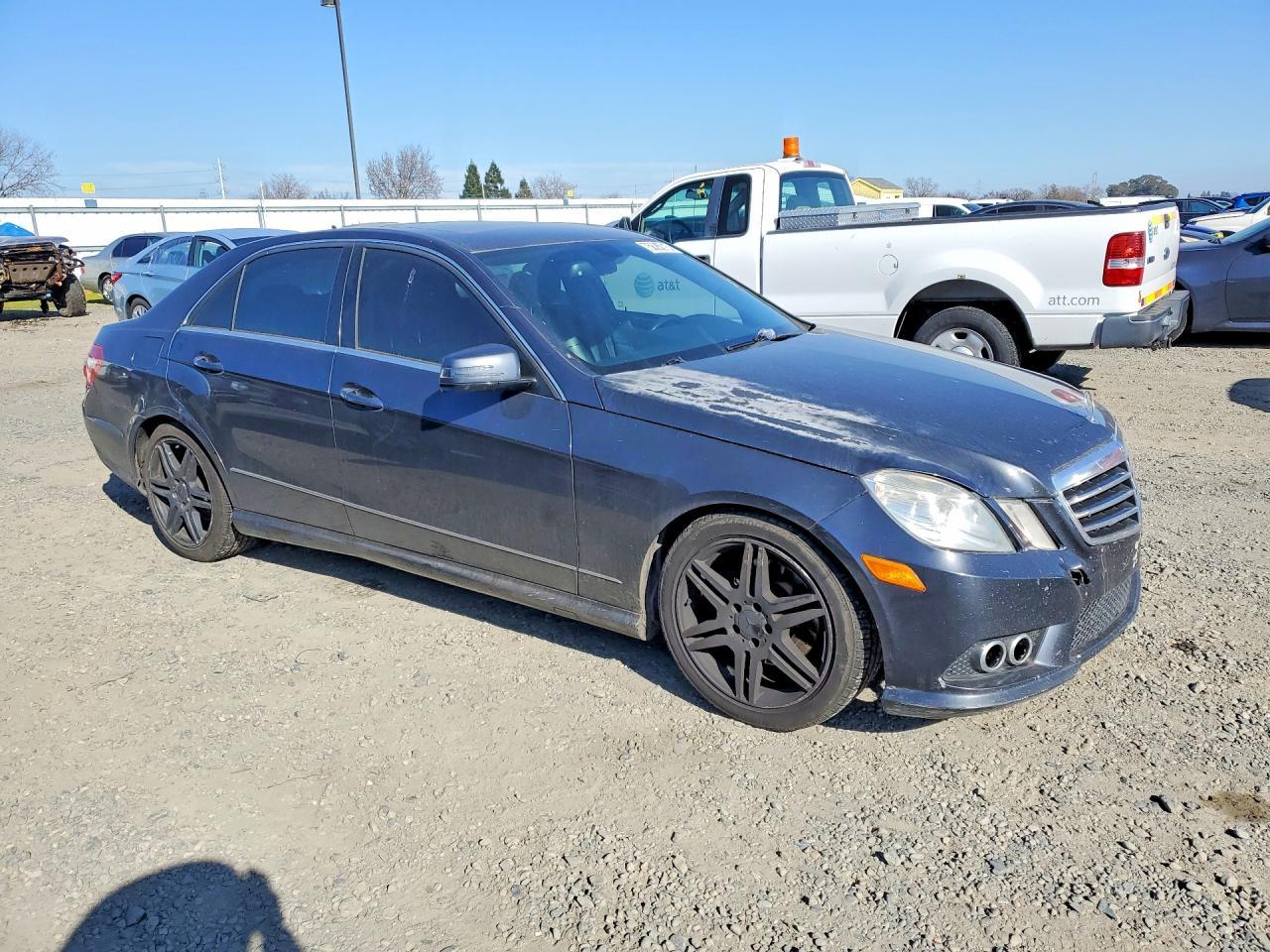 2010 MERCEDES-BENZ E-Class