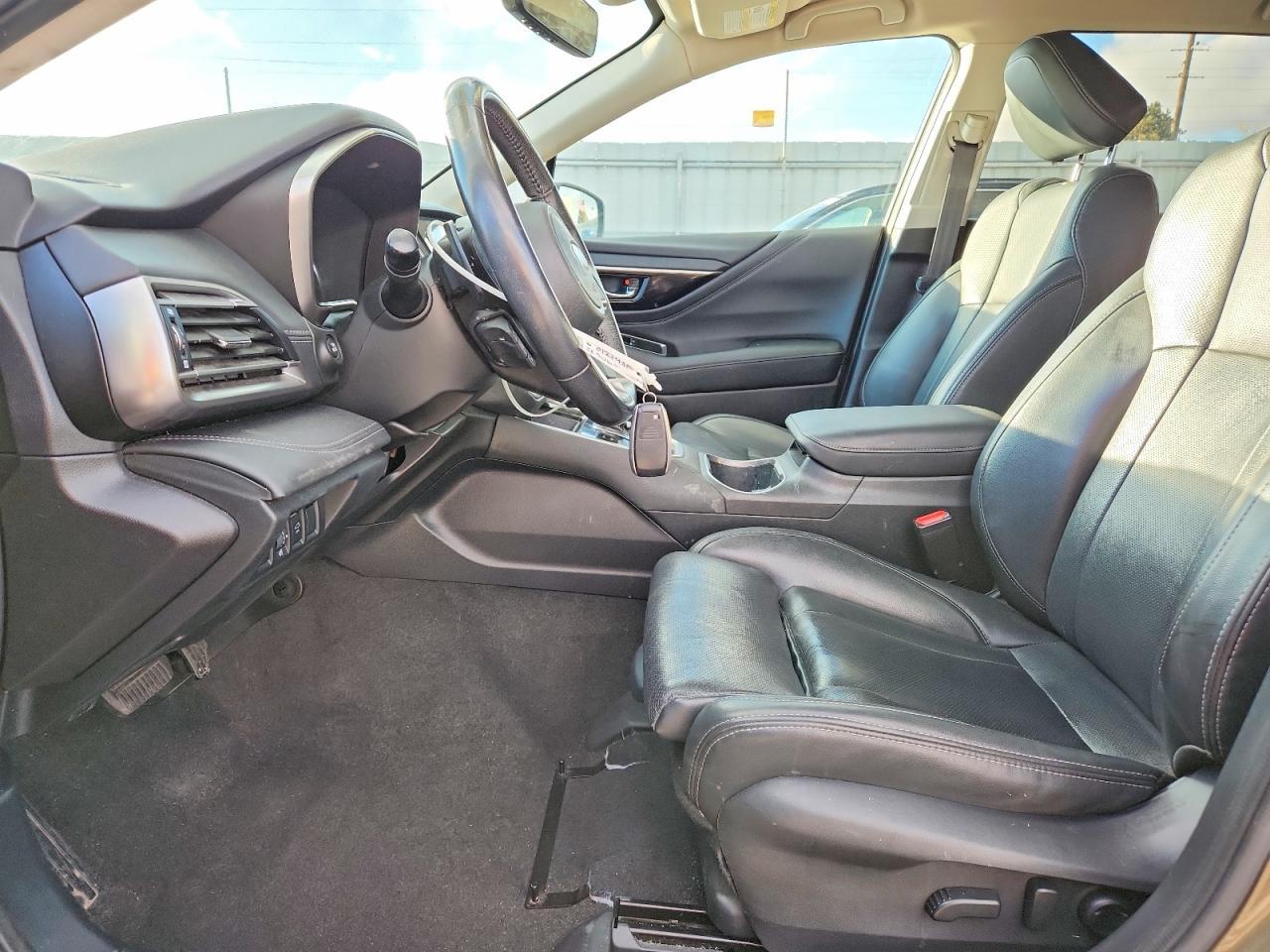 2021 SUBARU Outback