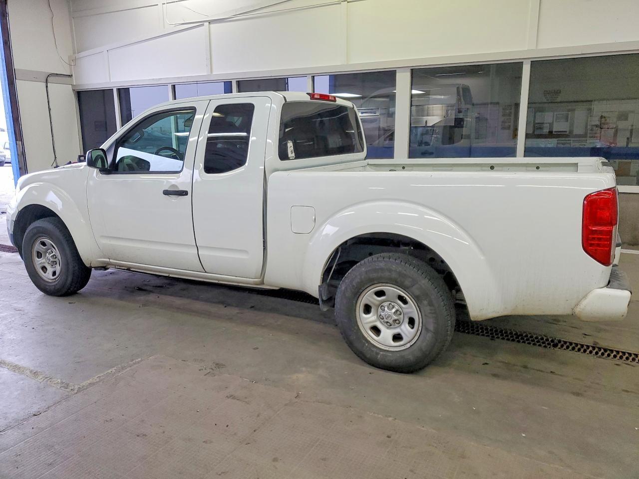 2017 NISSAN Frontier