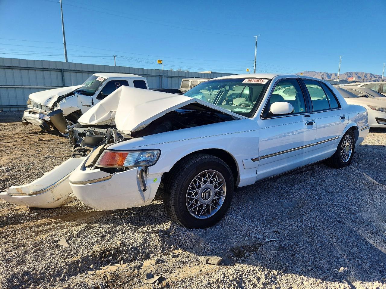 2002 MERCURY Grand Marq