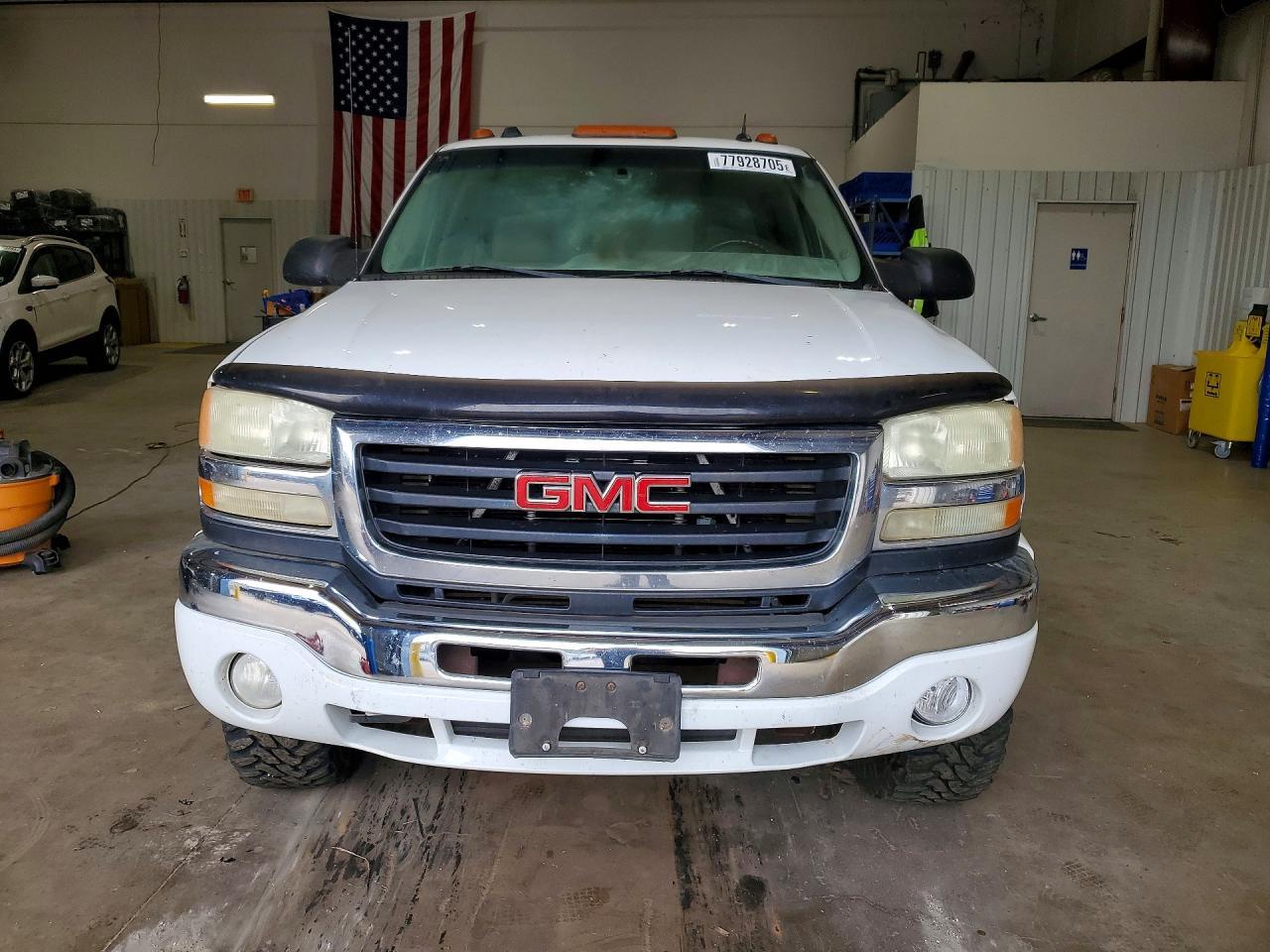 2005 GMC Sierra