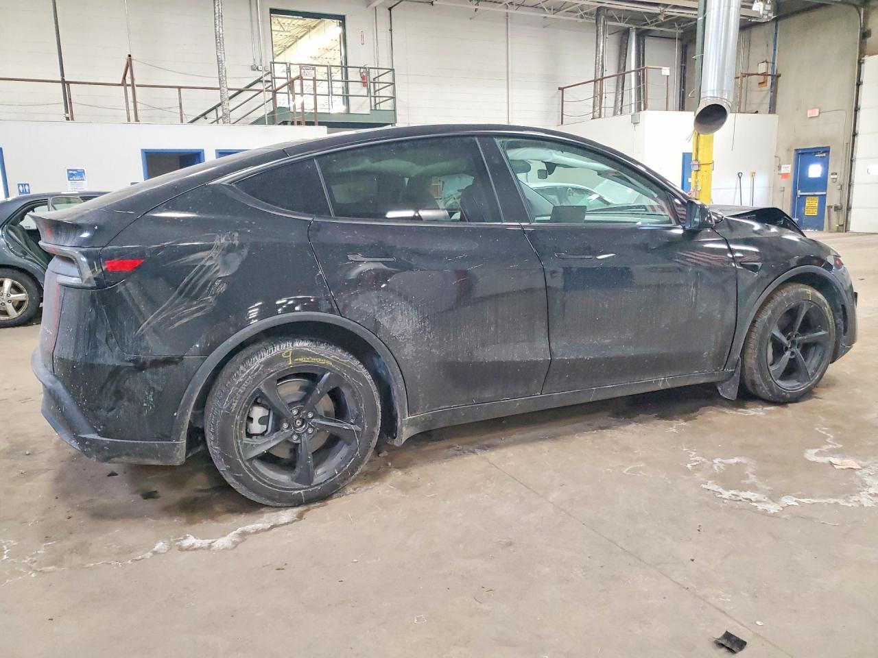 2026 TESLA MODEL Y