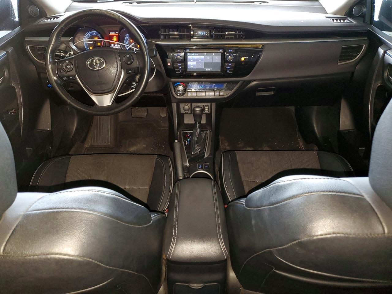 2015 TOYOTA COROLLA