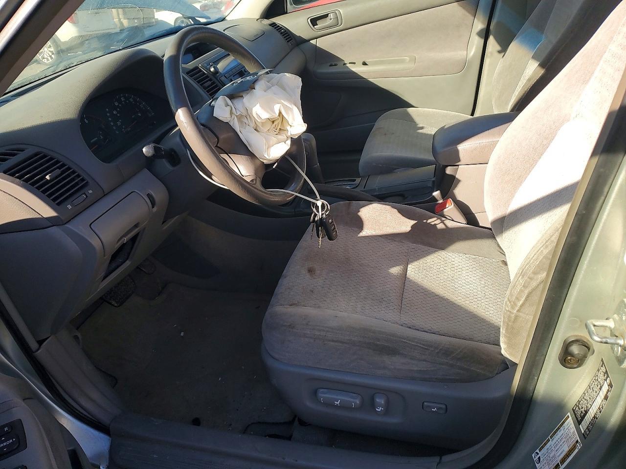 2004 TOYOTA CAMRY