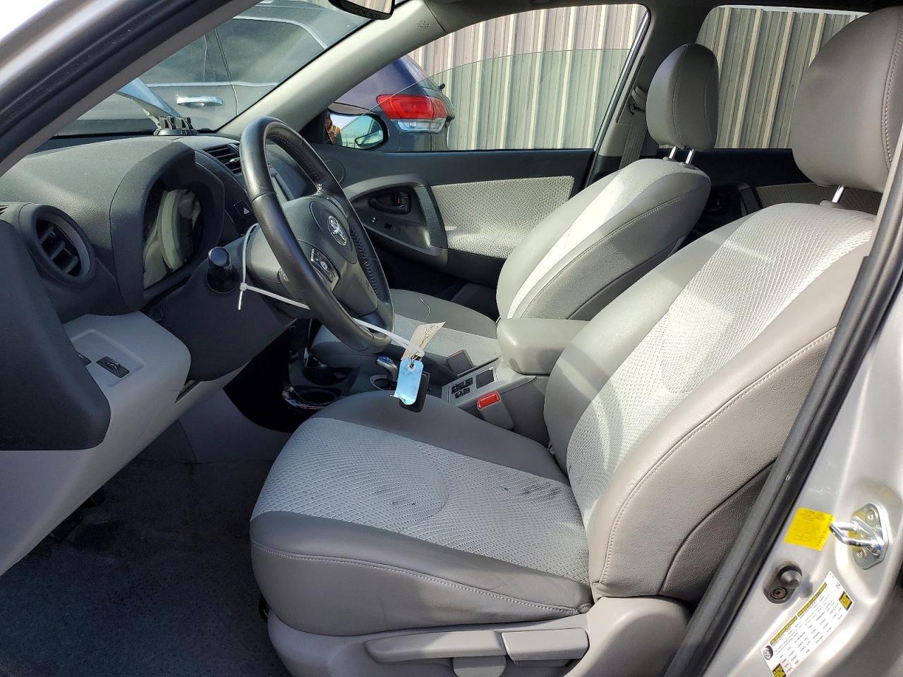 2014 TOYOTA RAV4